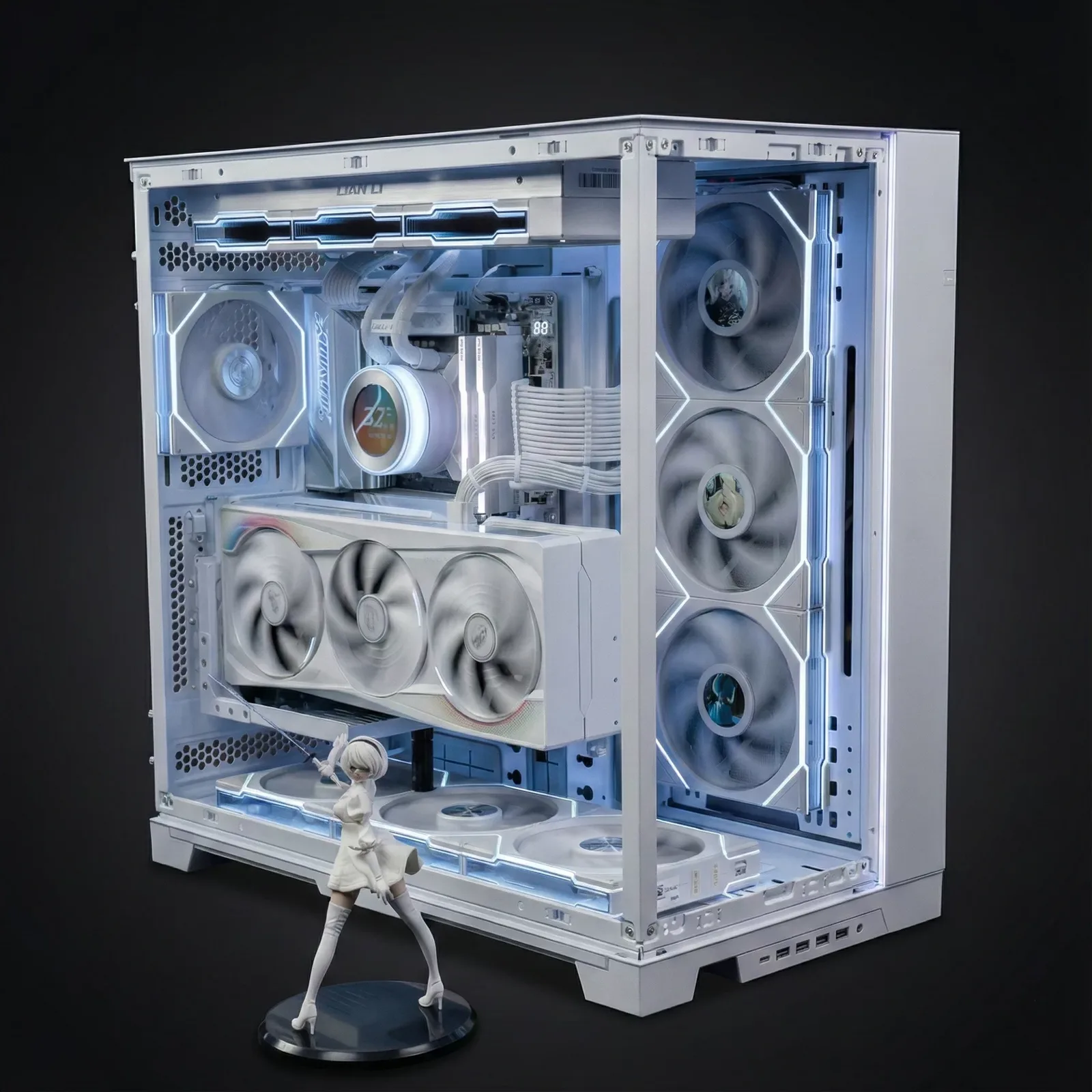Lian Li O11D EVO XL White Ryzen 9-9950X3D / RTX 5090 / 64GB DDR5 6400 / 4TB Samsung 990 Pro / Gigabyte X870 AORUS Stealth ICE / 1600W 80+ Titanium / Lian Li Hydroshift V2 / Lian Li TL Wireless