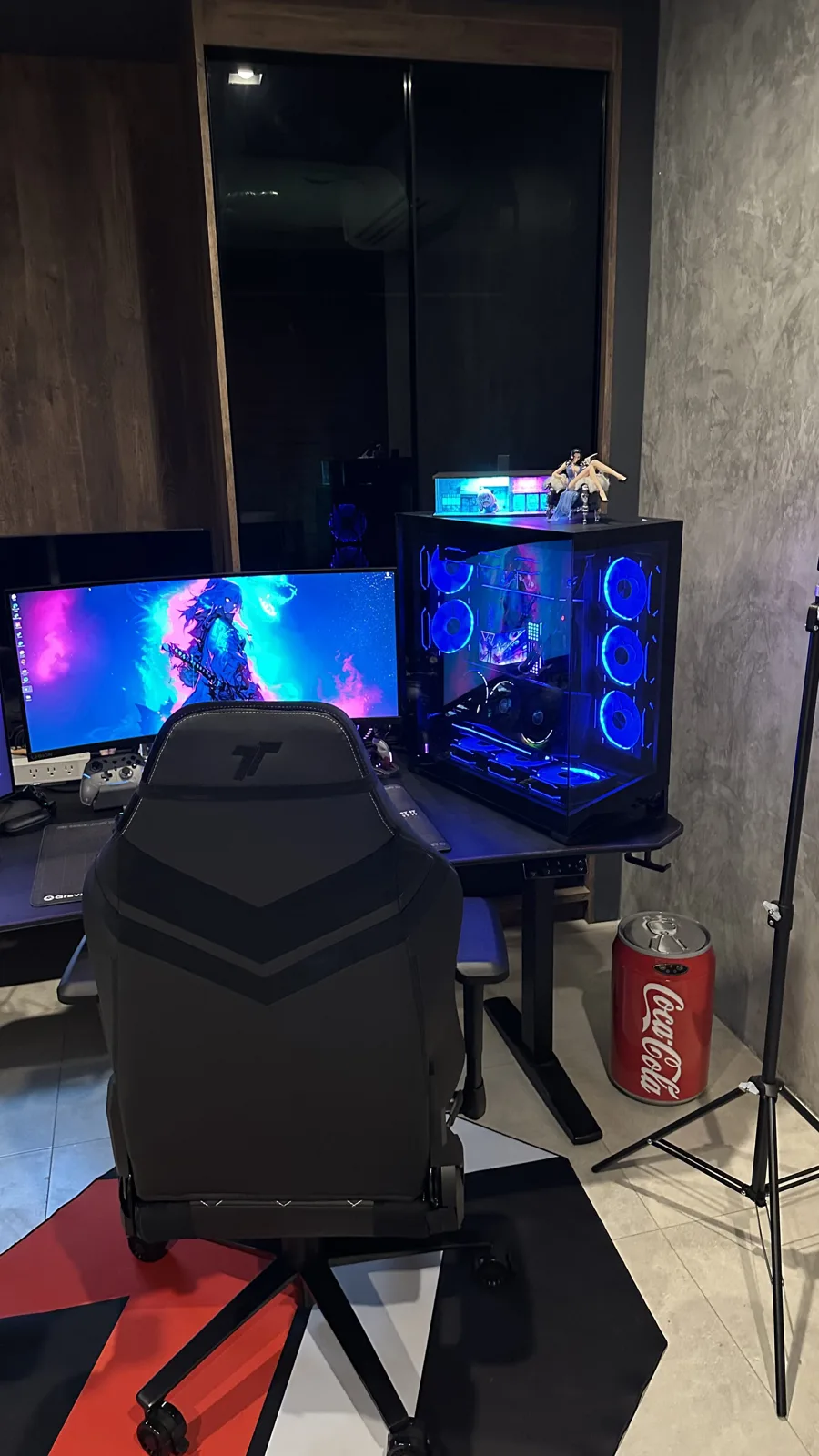 Phanteks NV9 AMD Ryzen 7 9800X3D / RTX 5080 / 48GB DDR5 / 4TB SSD / TRYX Panorama ARGB 360