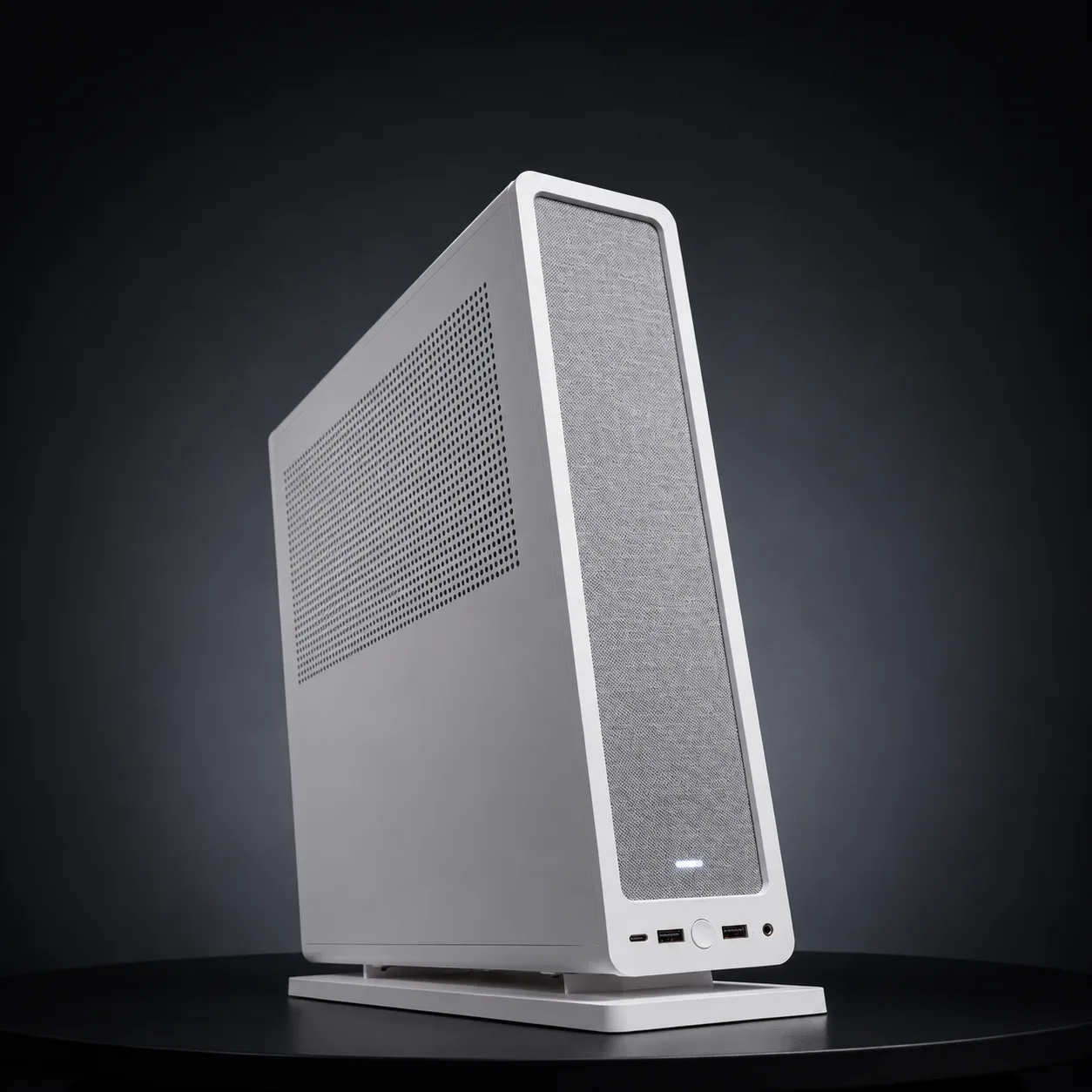 Ridge X3D SFF • AMD Ryzen 7 9800X3D • GeForce RTX 5080 • 64GB DDR5 • 2TB NVMe SSD •